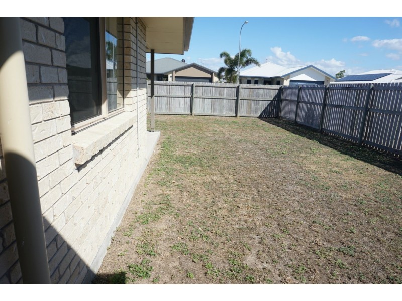 2A Summer Place, Bowen QLD 4805
