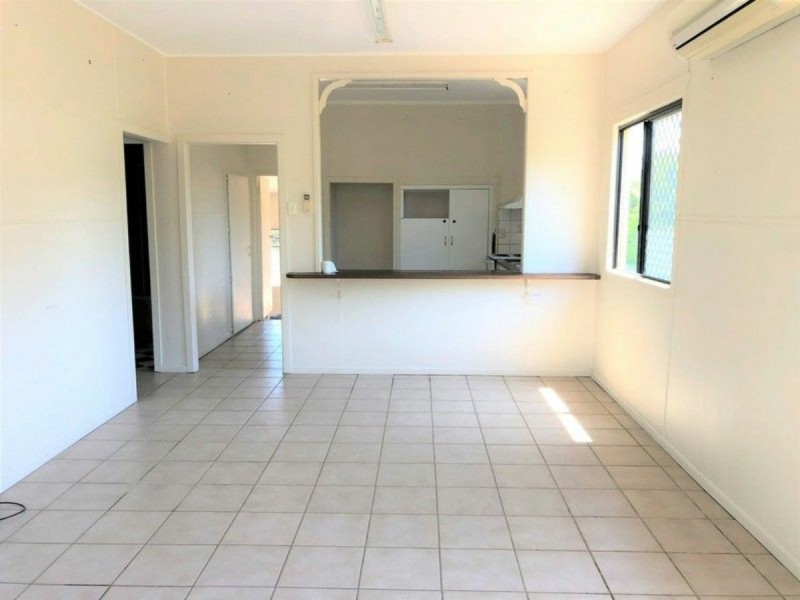 65 Golf Links Road, Bowen QLD 4805