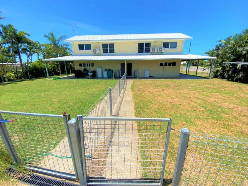 Unit 1/17 Leichhardt Street, Bowen QLD 4805