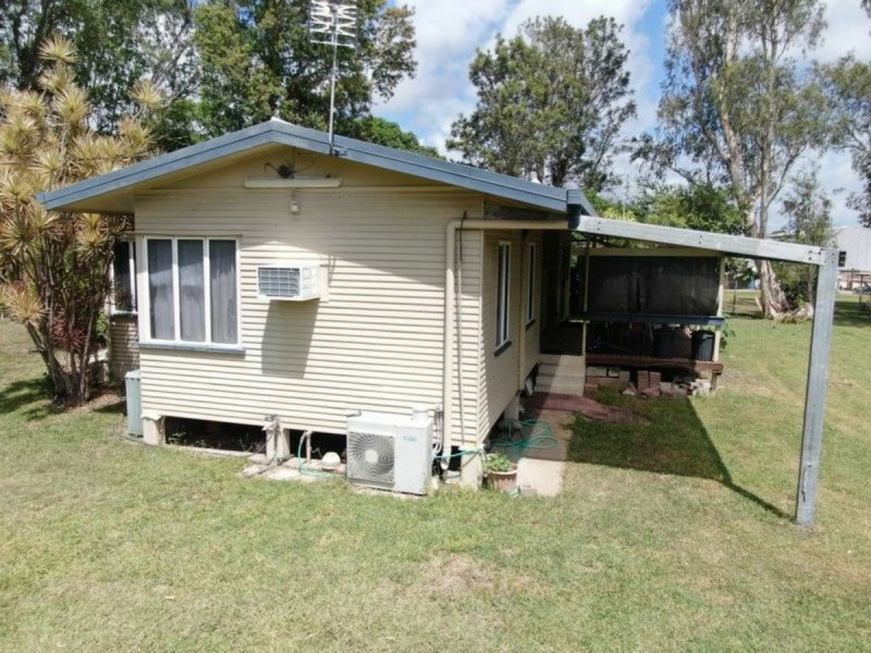 19076 Bruce Hwy, Bowen QLD 4805