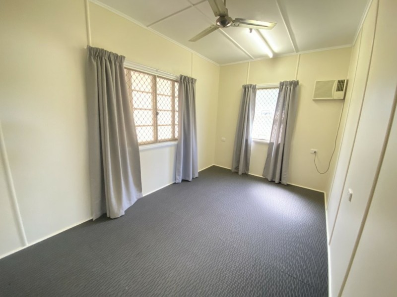 31 Leichhardt Street, Bowen QLD 4805
