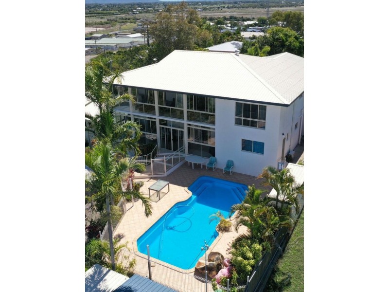 79 Livingstone Street, Bowen QLD 4805