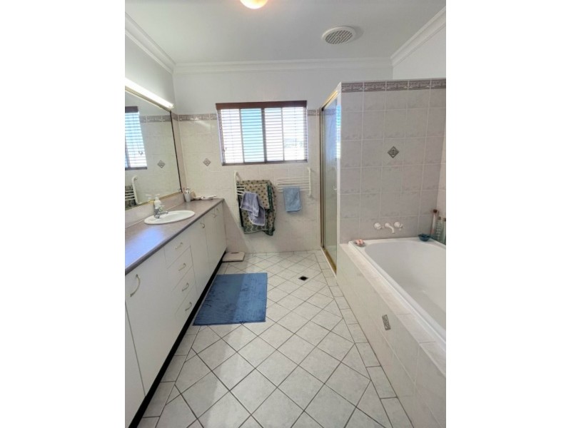 79 Livingstone Street, Bowen QLD 4805