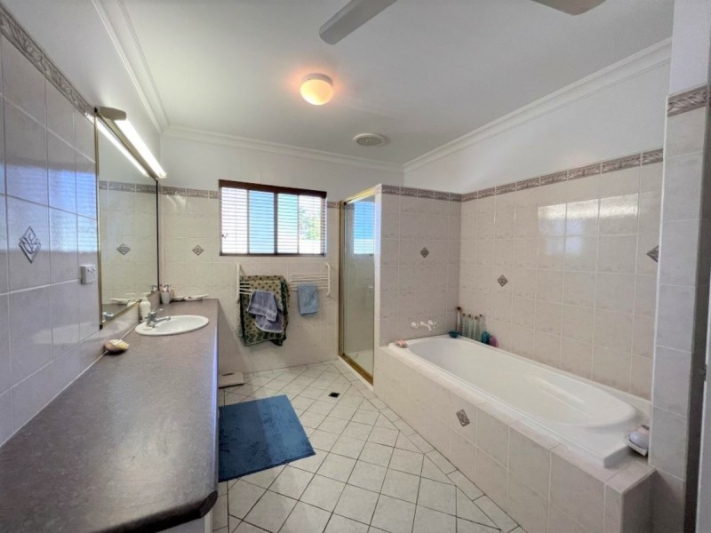 79 Livingstone Street, Bowen QLD 4805