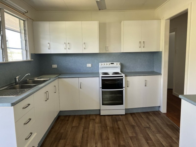 14 Thomas Street, Bowen QLD 4805