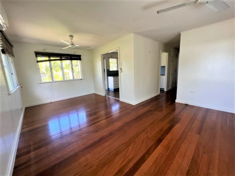 14 Thomas Street, Bowen QLD 4805