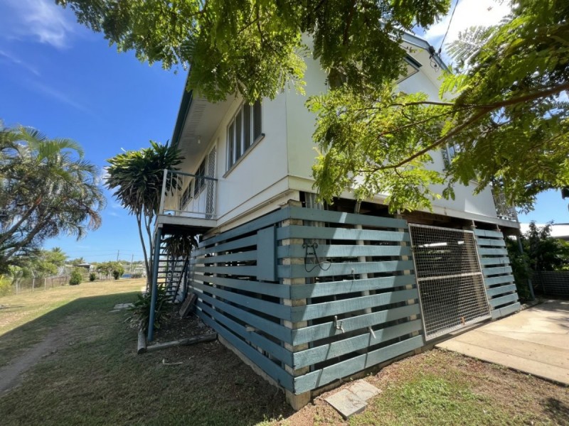 14 Thomas Street, Bowen QLD 4805