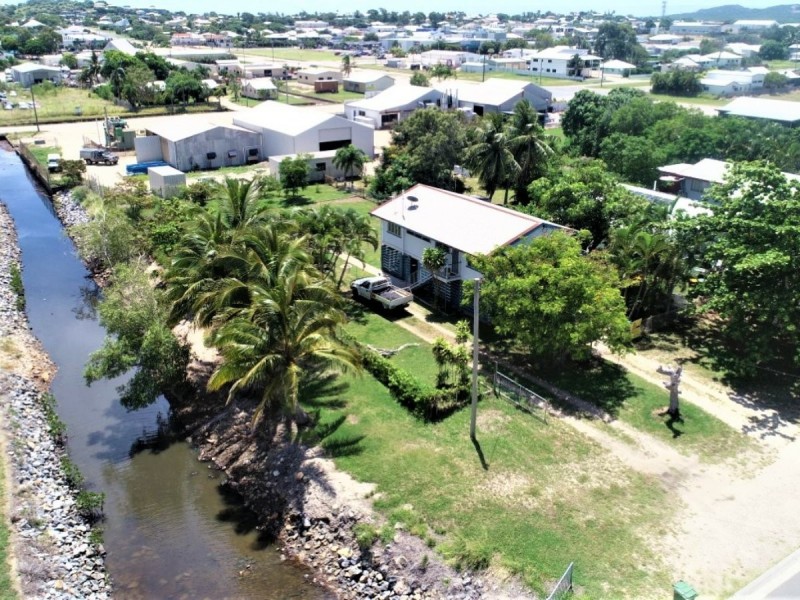 14 Thomas Street, Bowen QLD 4805
