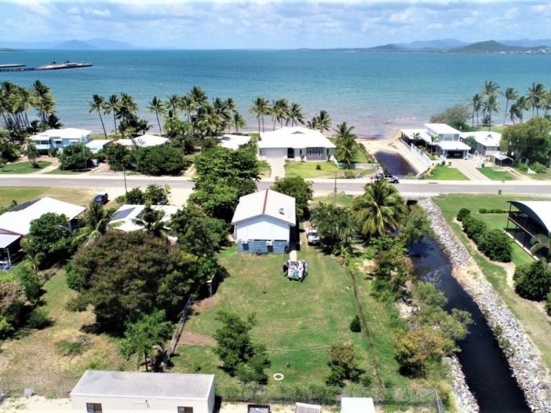 14 Thomas Street, Bowen QLD 4805