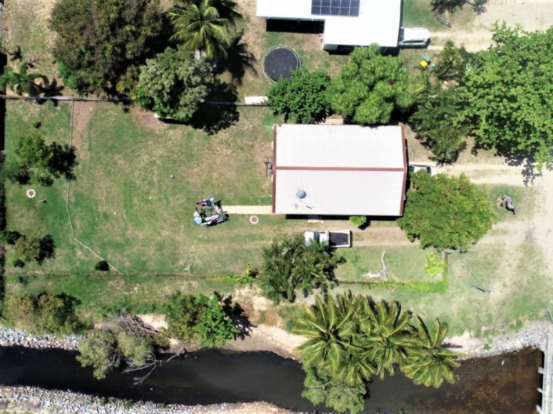 14 Thomas Street, Bowen QLD 4805