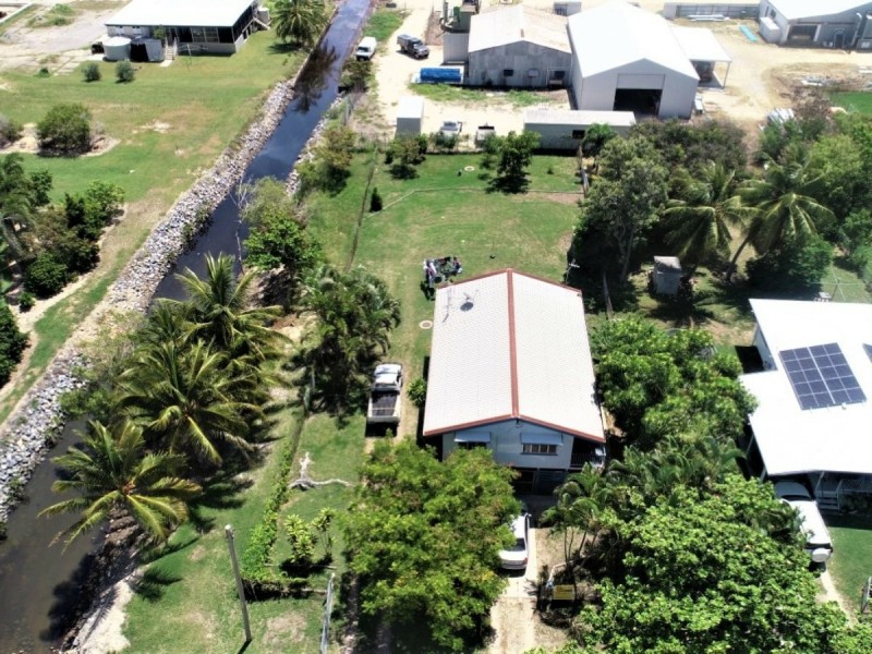 14 Thomas Street, Bowen QLD 4805