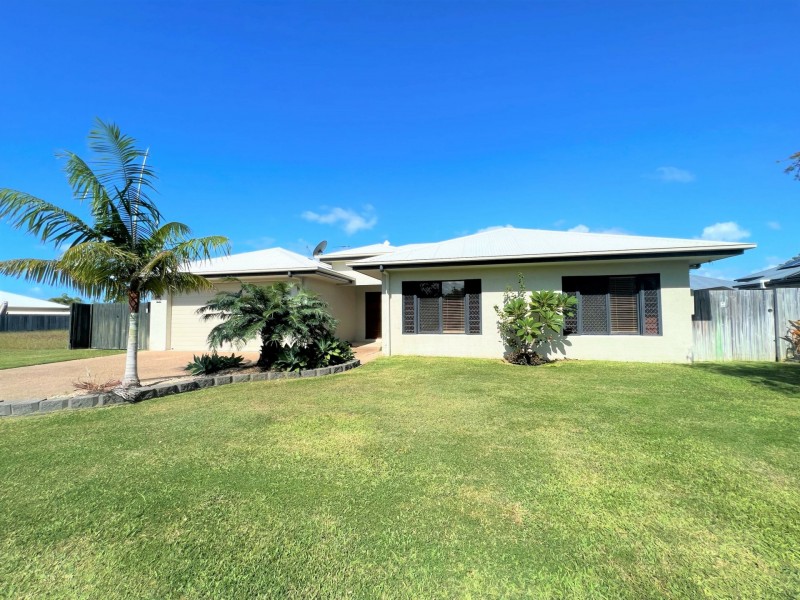 26 Scenic Crescent, Bowen QLD 4805