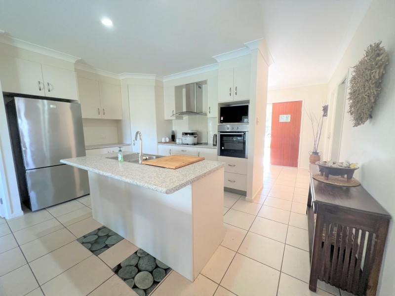 26 Scenic Crescent, Bowen QLD 4805