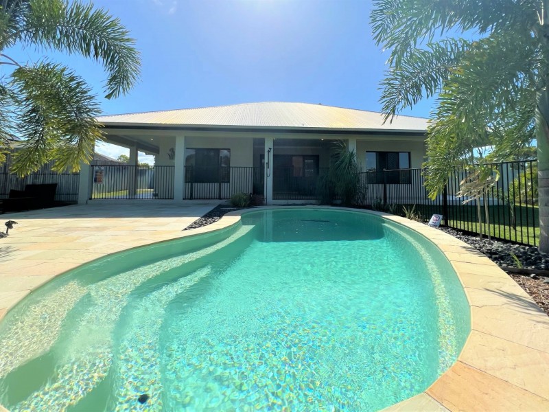 26 Scenic Crescent, Bowen QLD 4805