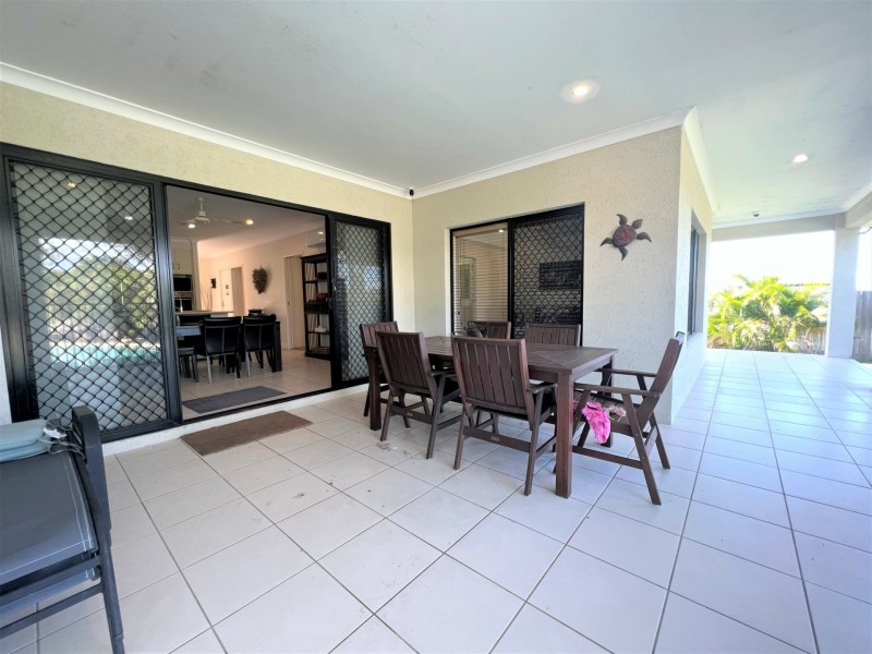 26 Scenic Crescent, Bowen QLD 4805