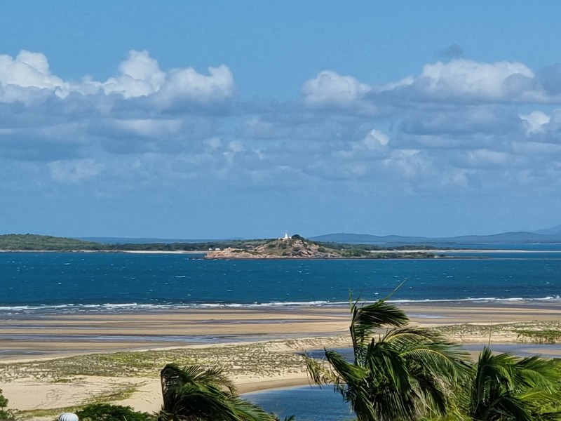 Unit 4, 8 Poinciana St, Bowen QLD 4805