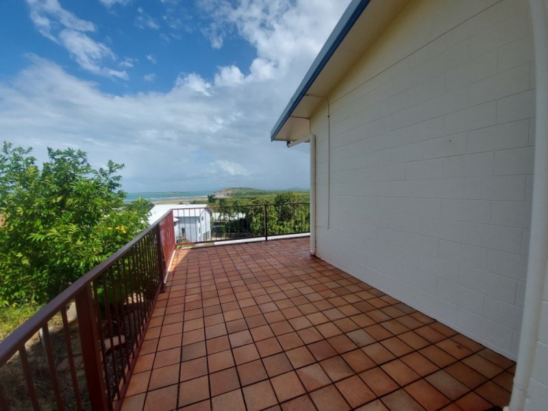 Unit 4, 8 Poinciana St, Bowen QLD 4805