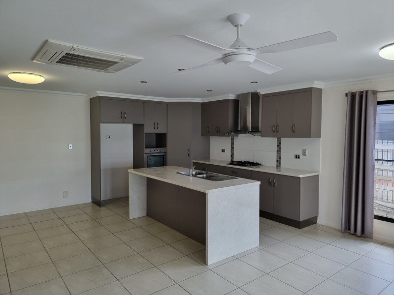 10 Lime Tree Court, Bowen QLD 4805