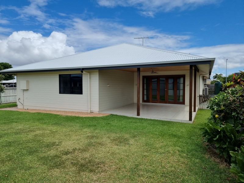 10 Lime Tree Court, Bowen QLD 4805