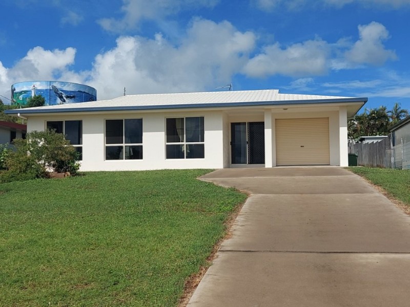 105 Gregory Street, Bowen QLD 4805