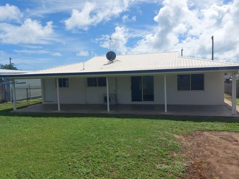 105 Gregory Street, Bowen QLD 4805