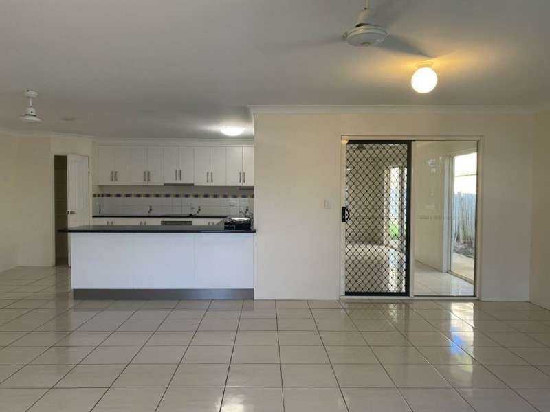 4a & 4b Russell Street, Bowen QLD 4805