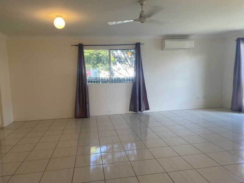 4a & 4b Russell Street, Bowen QLD 4805