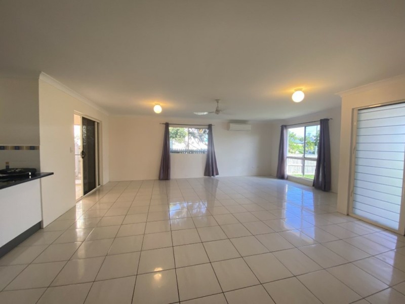 4a & 4b Russell Street, Bowen QLD 4805
