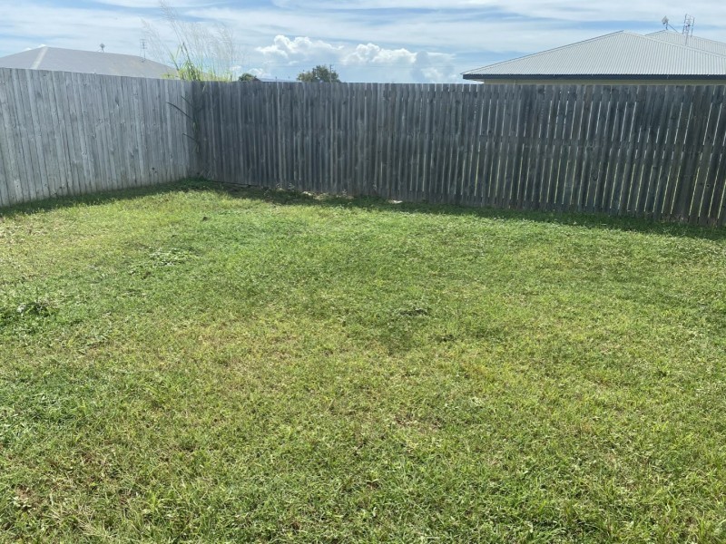 9 Cypress Cres, Bowen QLD 4805