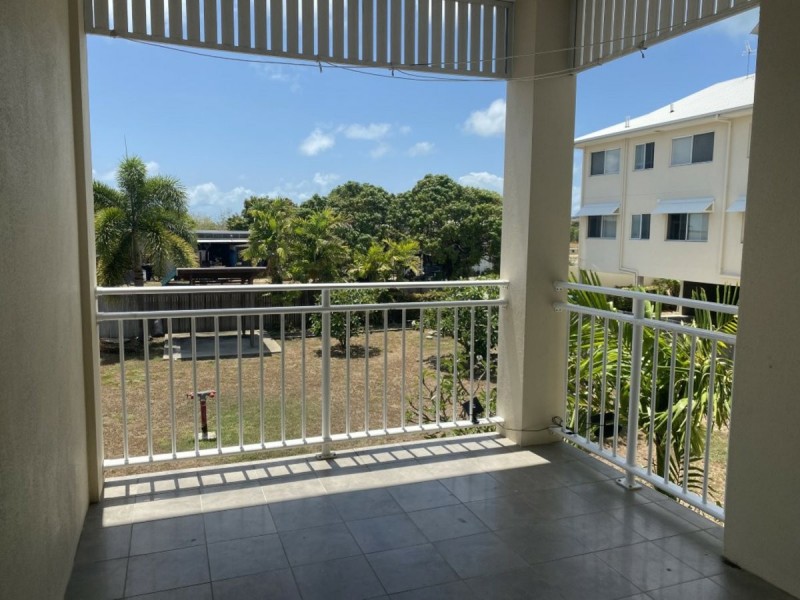 Unit 10/10 Williams Street, Bowen QLD 4805