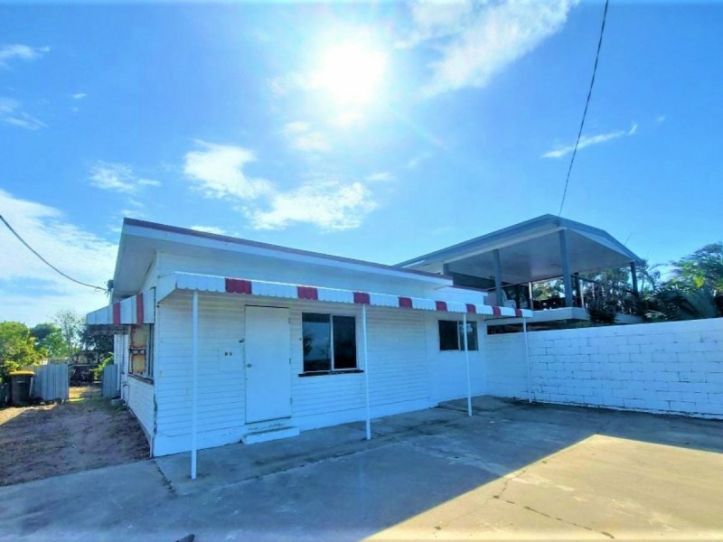 89 The Esplanade, Bowen QLD 4805