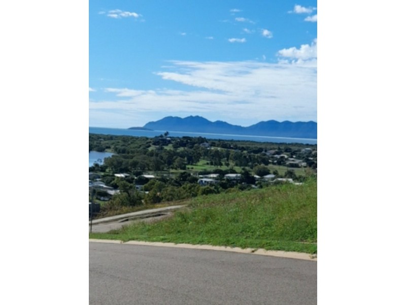 24 Tynwald Avenue, Bowen QLD 4805