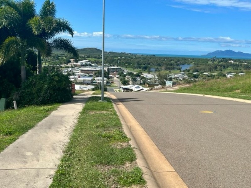 24 Tynwald Avenue, Bowen QLD 4805