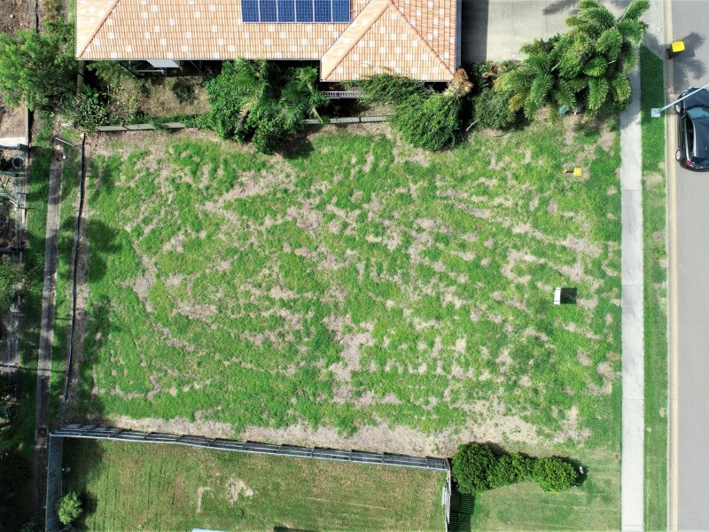 24 Tynwald Avenue, Bowen QLD 4805
