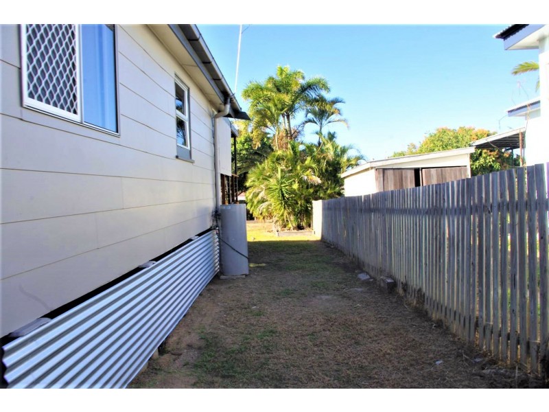 110 Gregory Street, Bowen QLD 4805