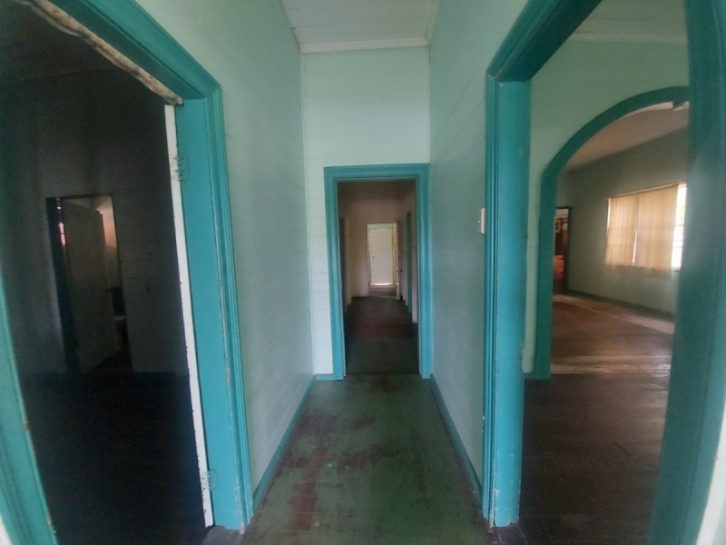 53 Livingstone Street, Bowen QLD 4805