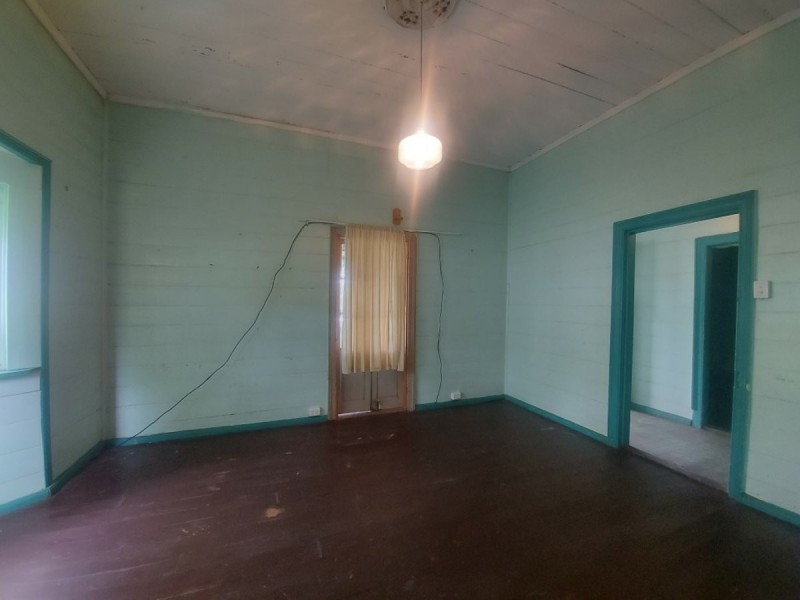 53 Livingstone Street, Bowen QLD 4805