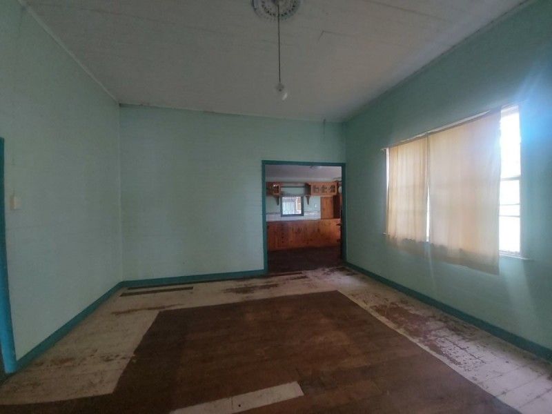 53 Livingstone Street, Bowen QLD 4805