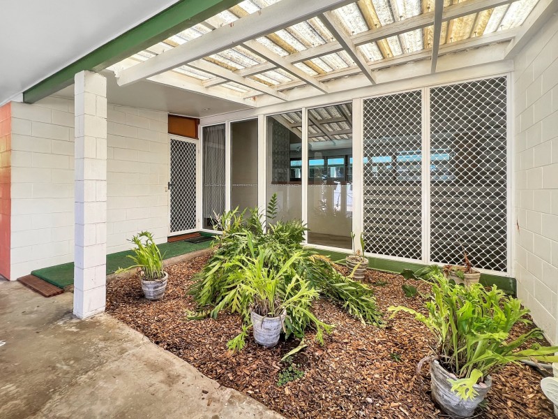 4 Horseshoe Bay Road, Bowen QLD 4805