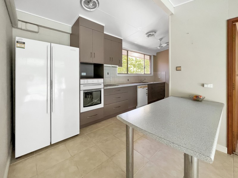 4 Horseshoe Bay Road, Bowen QLD 4805