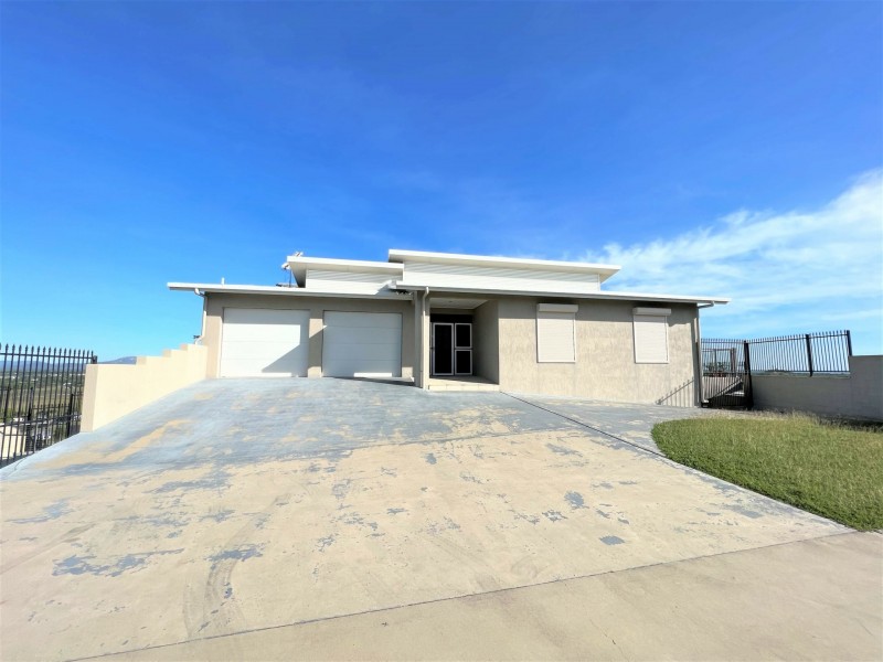 34 Tynwald Street, Bowen QLD 4805