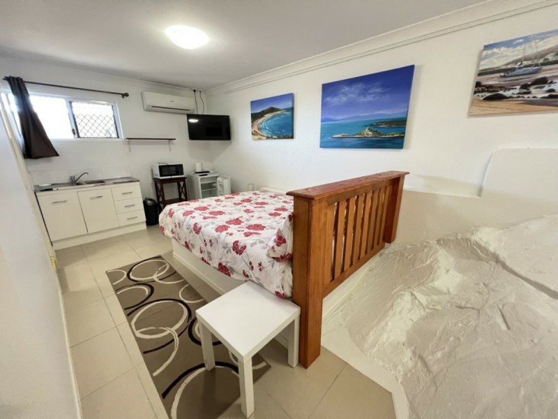 34 Tynwald Street, Bowen QLD 4805