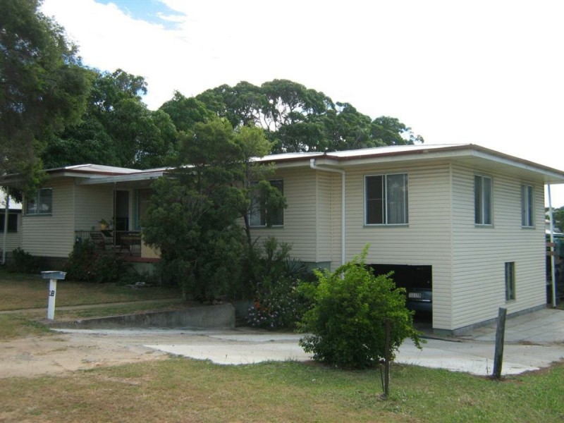 28 Livingstone Street, Bowen QLD 4805