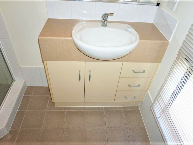 47 Marine Parade, Bowen QLD 4805