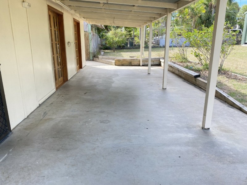 12 Brisbane St, Bowen QLD 4805