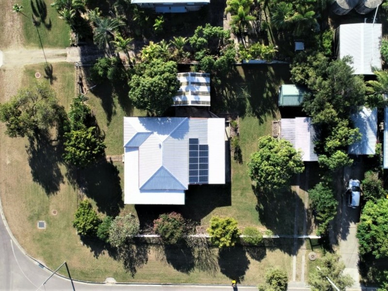 12 Brisbane St, Bowen QLD 4805