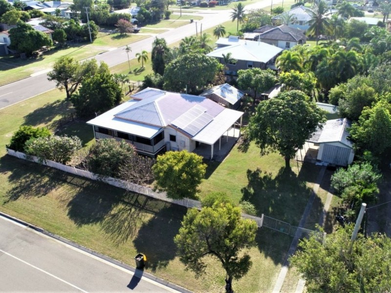 12 Brisbane St, Bowen QLD 4805