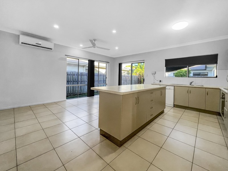 38 Seabreeze Crescent, Bowen QLD 4805