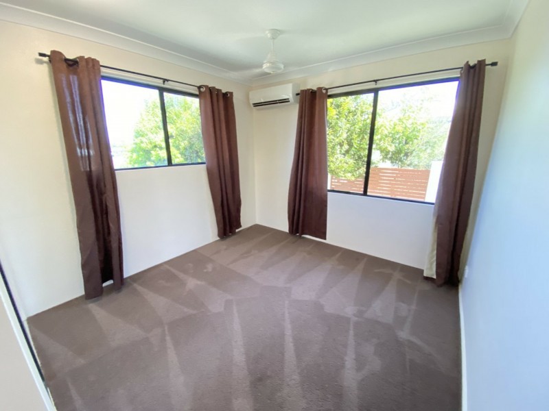 16 Silk Road, Bowen QLD 4805