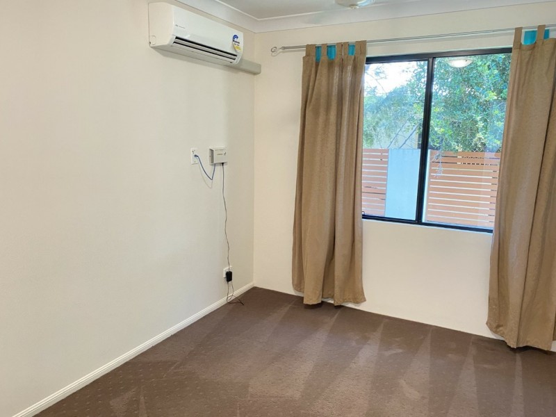 16 Silk Road, Bowen QLD 4805